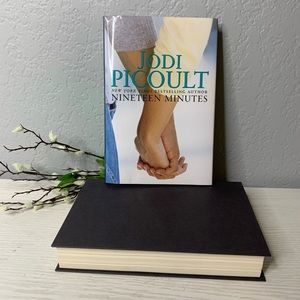 Hardcover Jodi Picoult book nineteen minutes